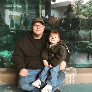 Meet your Posher, Tom